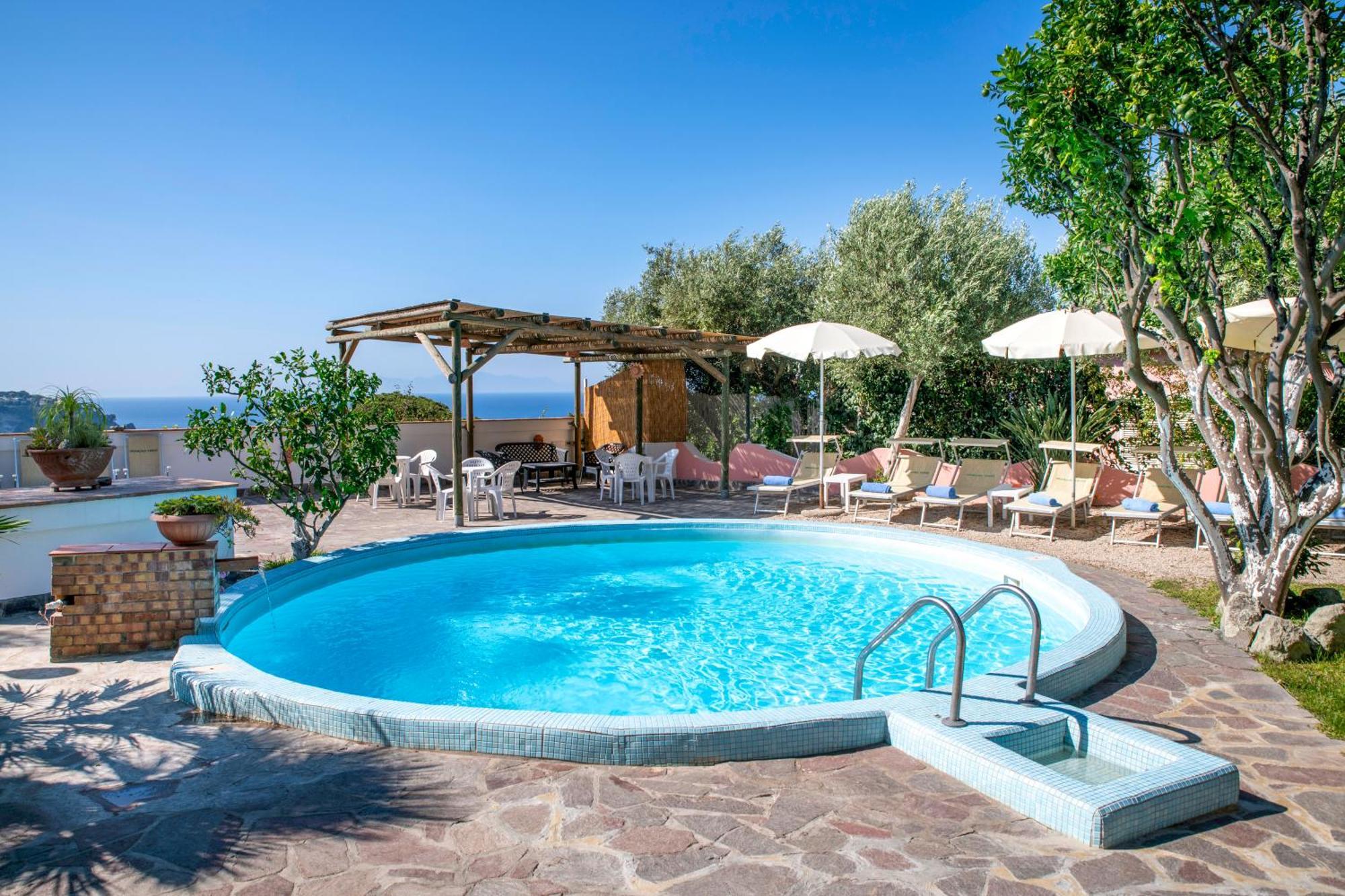 Hotel Bel Tramonto Казамиччола-Терме Экстерьер фото